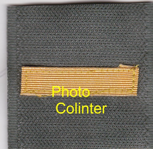 Sous lieutenant galon de - ,