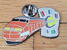 pin's lapel pins vintage SNCF