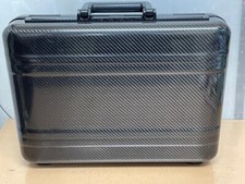 Zero Halliburton Carboni