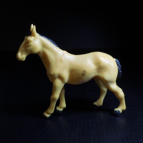Figurine statue cheval vintage