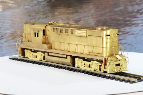 Alco kmt locomotive - ho,