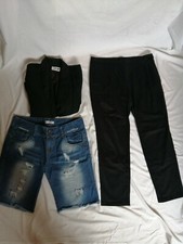 LOT de 3 vêtements 40 femme fille ado pantalon cheville noir , bermuda jean Neuf