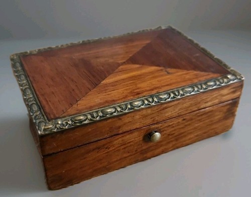 Boîte timbres bois - timbres, en