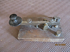 Manipulateur télégraphe sur