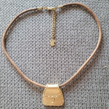 Collier Ras De Cou Agatha