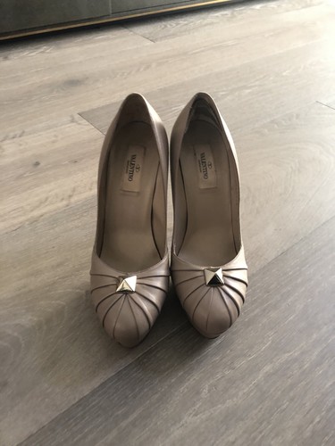 Valentino rockstud leather - valentino,