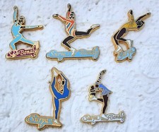 LOT DE 5 PIN'S PATINAGE ARTISTIQUE SURYA BONALY TOUS SIGNES STARPINS