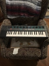 Yamaha PSS-170 Keyboard W/