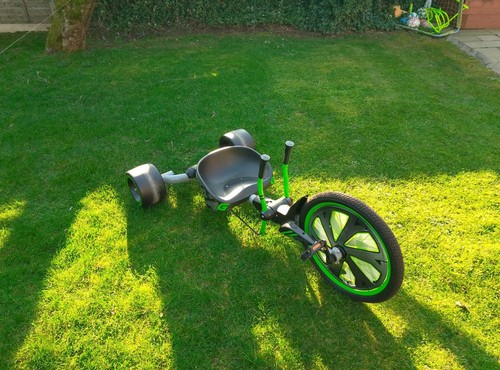 Green machine drift - a, trike