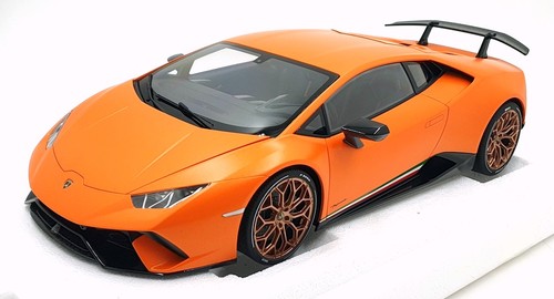 Autoart scale diecast - scale,