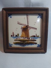 Ancienne tuile Hollandaise fabriqué et peint main par Tichelaars Royal Makkum