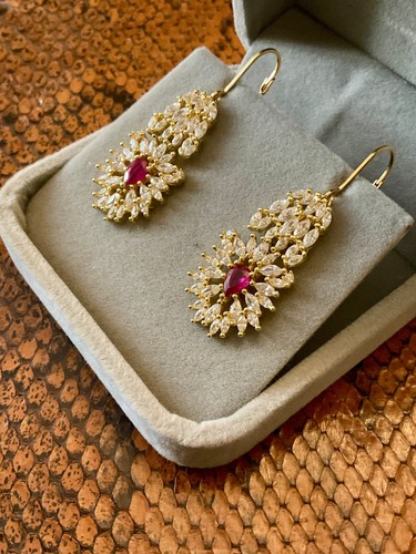 Anciennes boucles oreilles - anciennes,