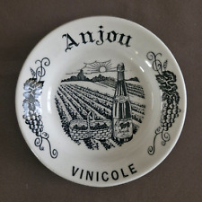 UNE TRES JOLIE PAIRE DE