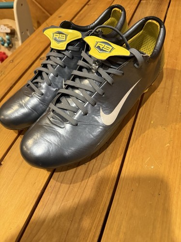 Nike mercurial vapor iii r9 - mercurial,