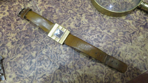 Ancienne montre bracelet lov - ancienne,