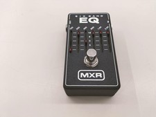 Pédale d'effets égaliseur