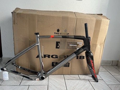 Cadre argon18 dark matter - dark, disc