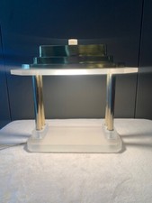 lampe de bureau dans le gout de Robert Sonneman en plexi et laiton