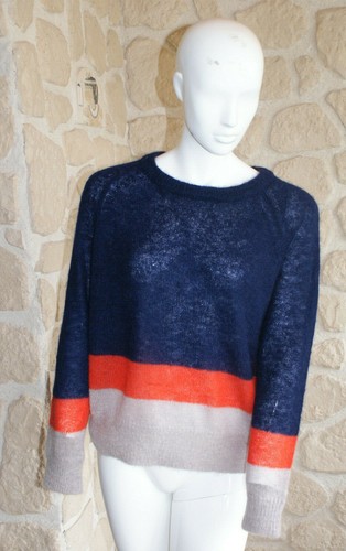 Pull bleu neuf avec laine