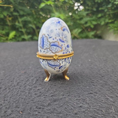Oeuf porcelaine pilulier - en,