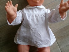 vetements brassière baigneur 60cm poupon tissu coton ancien années 50