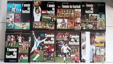 collection complete de l année du football 1973 à 2017 45 livres en trèsbon etat