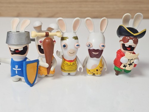 Lot figurines lapins - de,