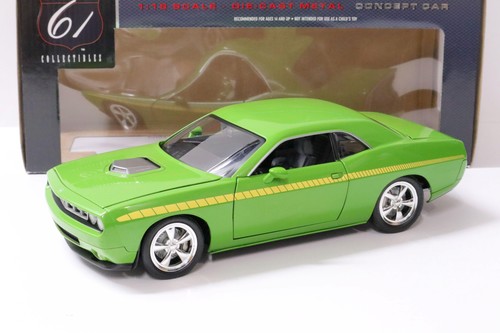 Highway61 plymouth cuda - 1:18,