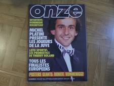 MAGAZINE ONZE MONDIAL -COMPLET POSTER  ATTACHEE -FOOTBALL