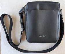 SACOCHE CALVIN KLEIN CUIR NOIR