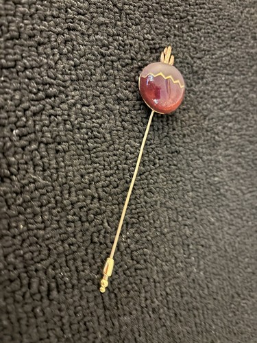 Broche hilton connico - hilton, en