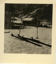 PHOTO ANCIENNE - VINTAGE SNAPSHOT - SKI NEIGE ÉQUIPEMENT MONTAGNE - SKIING SNOW