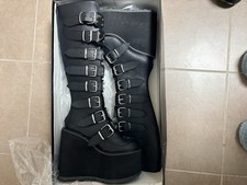 demonia boots