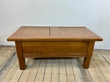Table basse en chêne massif