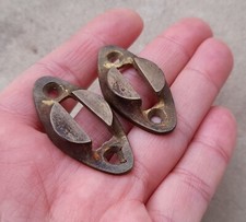 2 ANCIENNES ENTRÉES ENCASTRABLE ??? CLÉ SERRURE DE MEUBLE, bronze ou laiton N°82