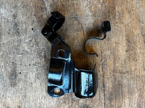 Suzuki gt500 support tuyau - support,