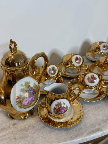 Service thé porcelaine - à, en