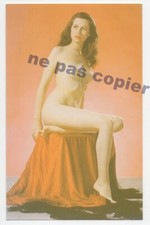 housewife entièrement nue _