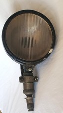 ANCIEN PROJECTEUR DE RECHERCHE