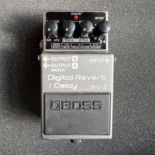 Pédale d'effets guitare BOSS RV-3 Digital Reverb Delay basse gris argenté...