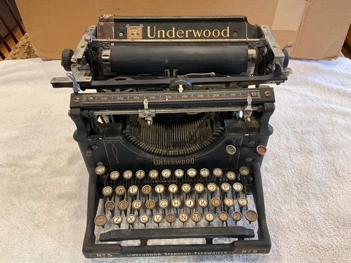 Excellent antique underwood - excellent,