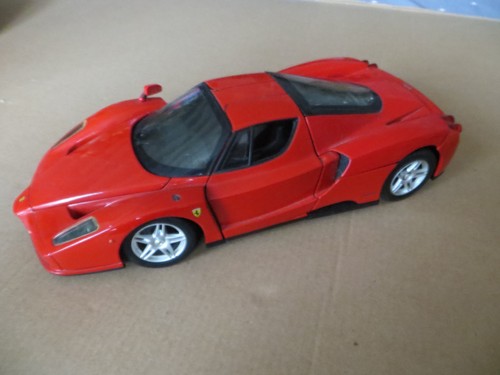 Hot wheels enzo ferrari - wheels,
