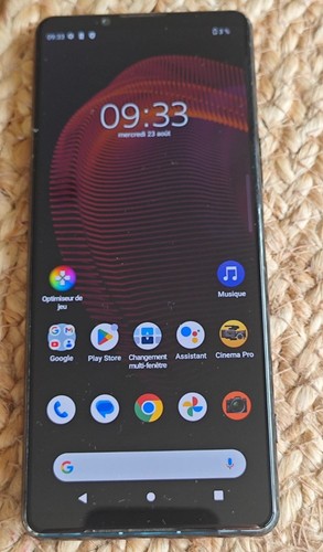 Sony xperia iii - sony,