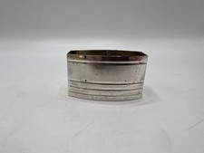 BEAU ROND DE SERVIETTE EN