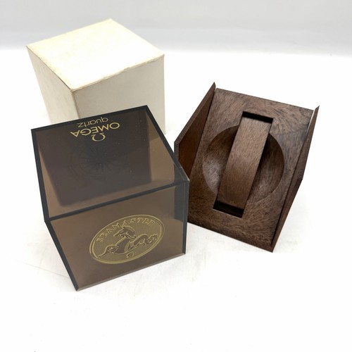 Boîte montre omega - boîte,