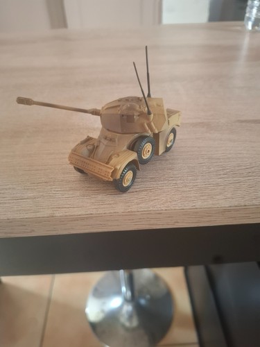 Voiture miniature militaire - voiture,