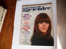 MADEMOISELLE AGE TENDRE  N°