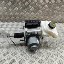 BMW iX1 U11 BEV Amplificateur