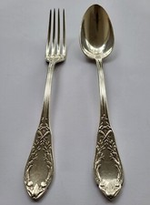 COUVERT DE TABLE FOURCHETTE + CUILLERE signé SFAM modèle LOUIS XVI FLAMBEAUX