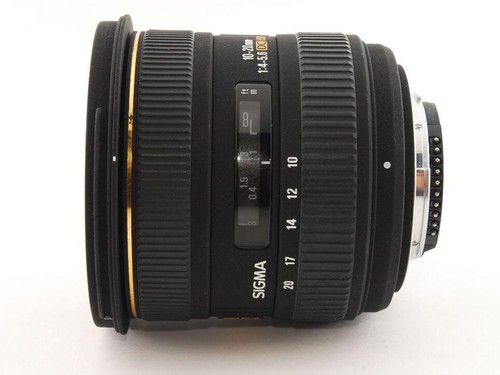 Objectif zoom grand angle